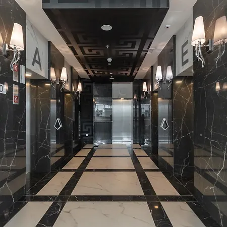 Hanza Tower Studio 720 Apartment