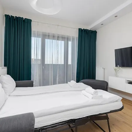Apartment Hanza Tower Studio 720 *