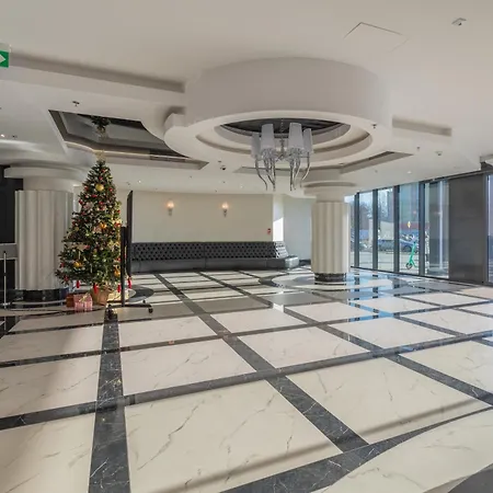 Apartment Hanza Tower Studio 720 *